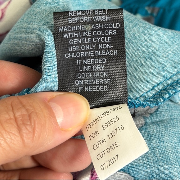 Torrid 2X Teal Floral Fit and Flare Belted Skater Dress NEW - Picture 9 of 10